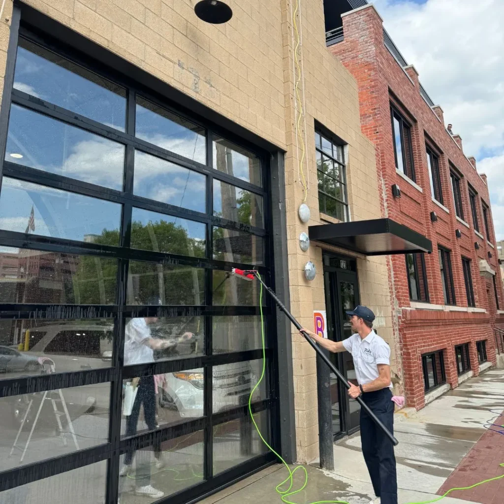 Pink's Window Services Technician